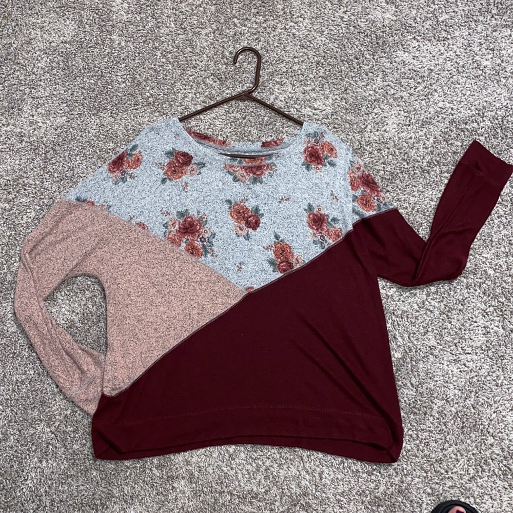 Multicolored/floral top - Picture 2 of 3